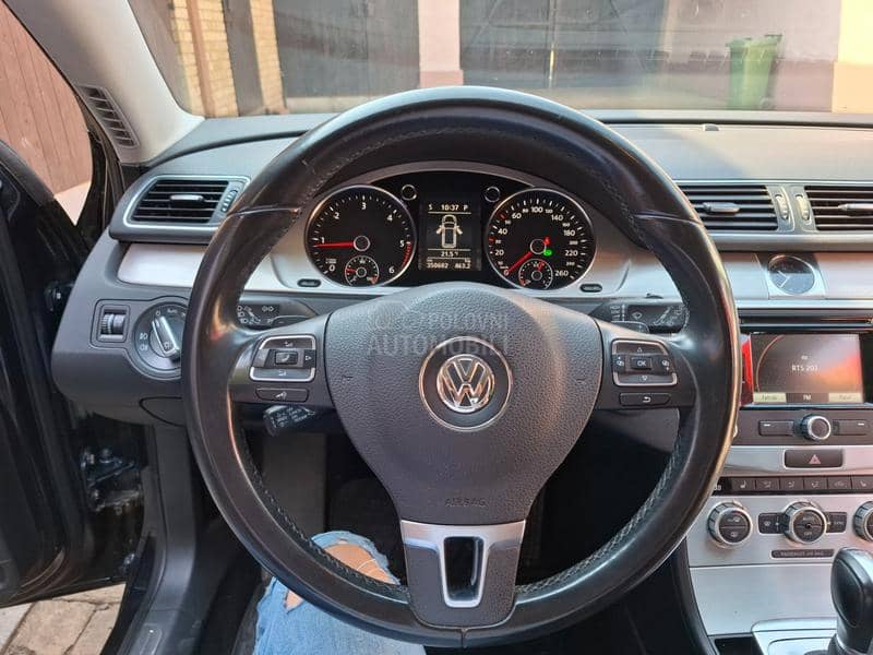 Volkswagen Passat B7 