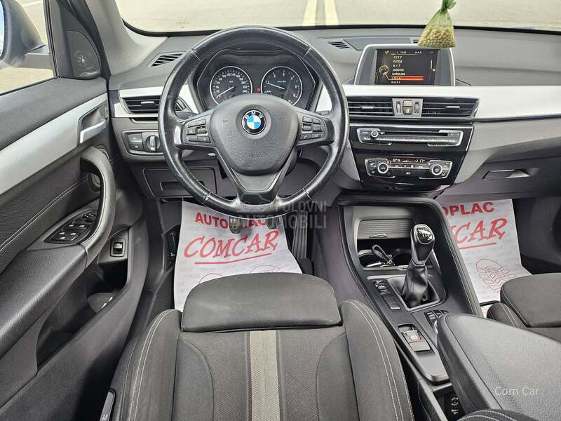 BMW X1 n a v i g a c i j a