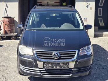 Volkswagen Touran 1.9 BLS 2009. god. -  kompletan auto u delovima