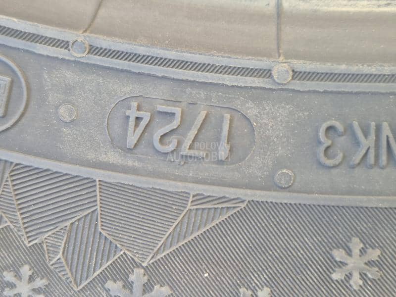 Semperit 205/55 R17 Zimska