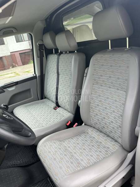 Volkswagen Transporter T5 2.0 TDI  5 vrata