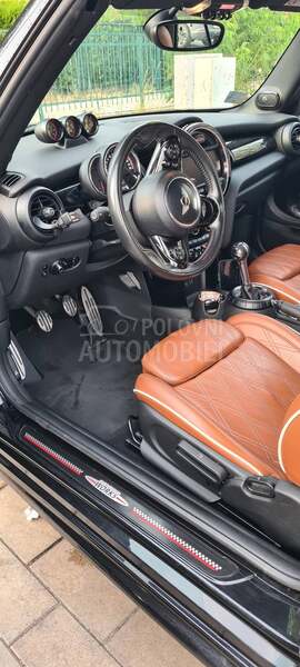 MINI John Cooper Works 1998 cm3
