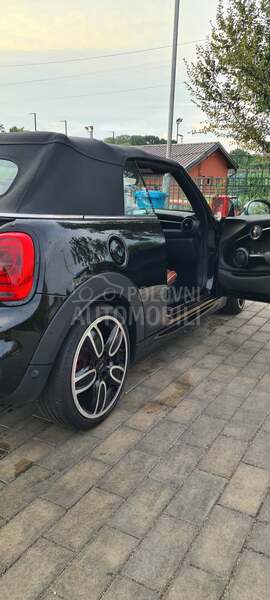 MINI John Cooper Works 1998 cm3
