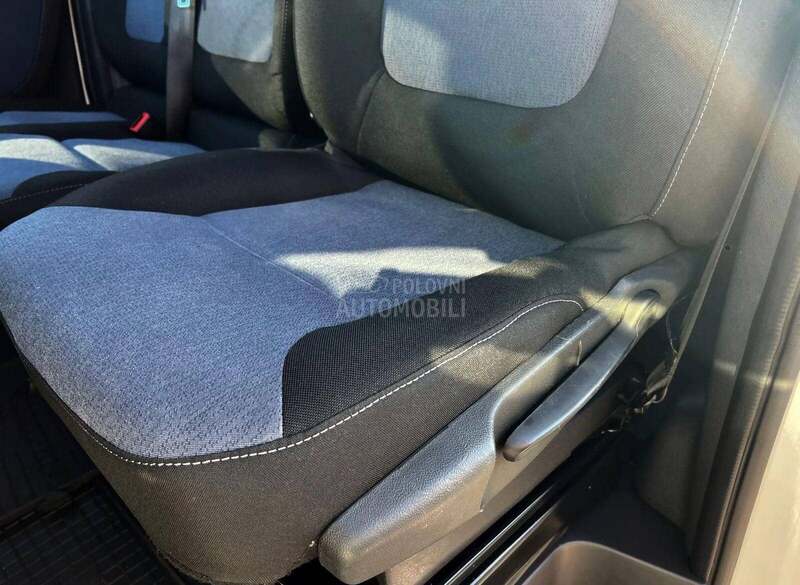 Opel Vivaro Doka