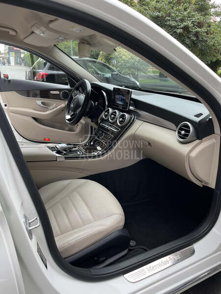 Mercedes Benz C 220 D4 MATIC SEDAN