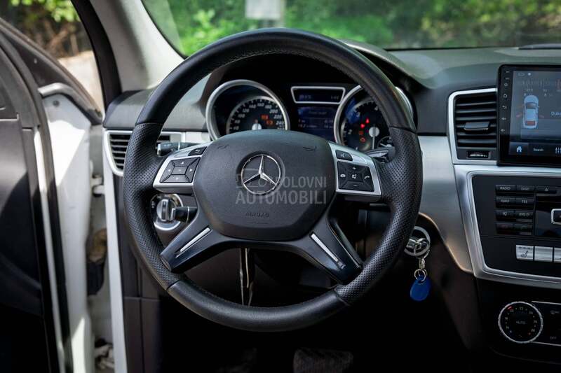 Mercedes Benz ML 350 