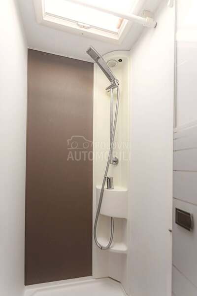 Adria CORAL XL A 670SL