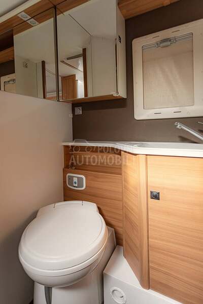 Adria CORAL XL A 670SL