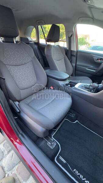 Toyota RAV 4 2.5 Hy 22000 K.M