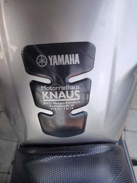 Yamaha FZS 1000