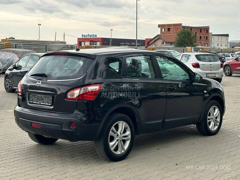 Nissan Qashqai 2.0 D AUTOM