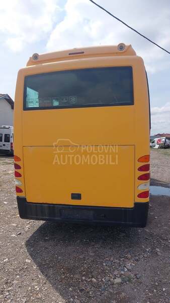 Isuzu TURQUOISE 27