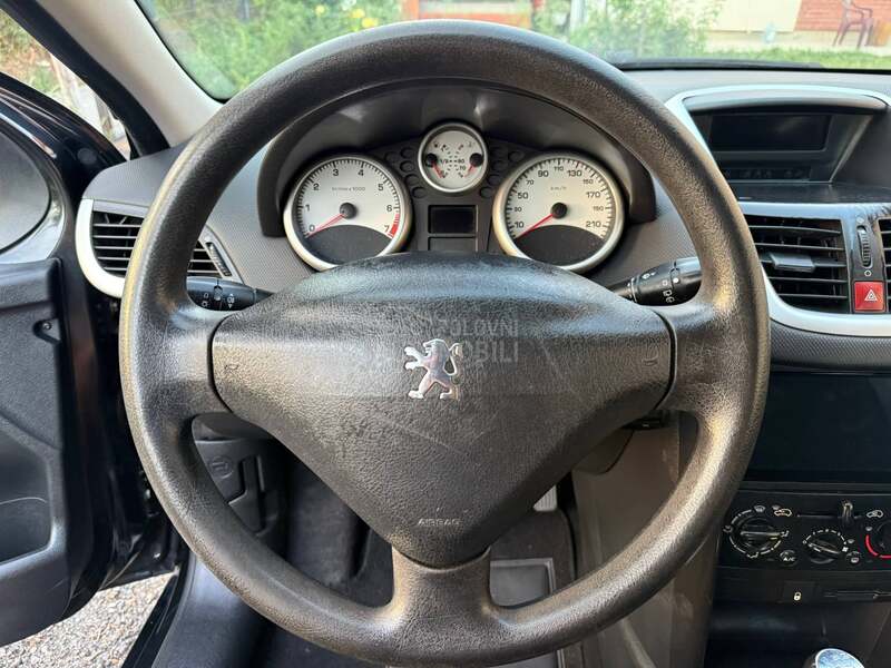 Peugeot 207 1.4
