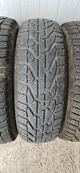 Tigar 185/65 R15 Zimska
