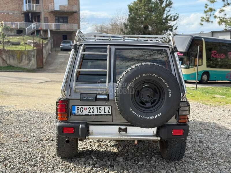 Nissan Patrol 4.2 Y60 GR