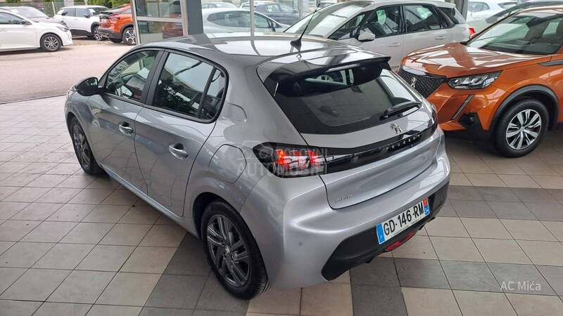 Peugeot 208 1.2 NAV LED 75000