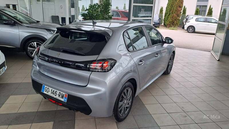 Peugeot 208 1.2 NAV LED 75000