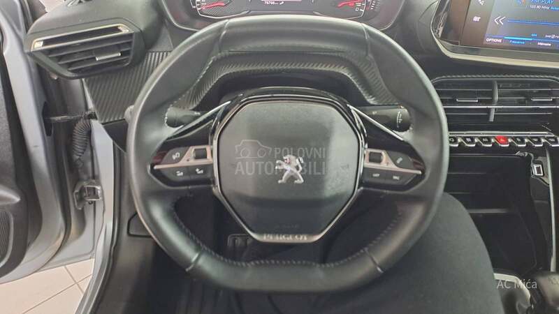 Peugeot 208 1.2 NAV LED 75000