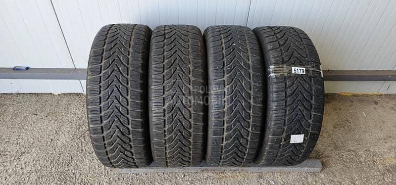 Lassa 215/60 R17 Zimska