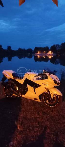 Kawasaki ZX14 R   ZZR 1400