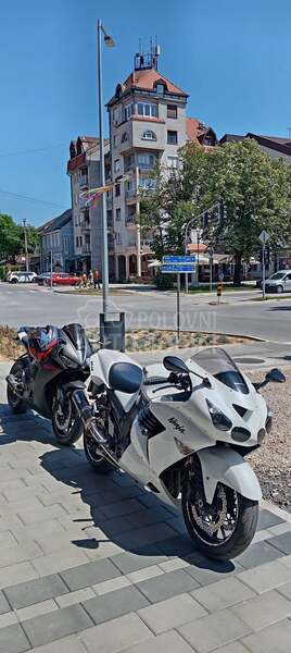 Kawasaki ZX14 R   ZZR 1400