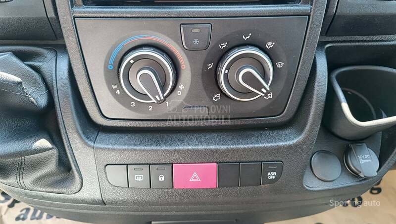 Citroen Jumper POKRETNA PRODAVNICA