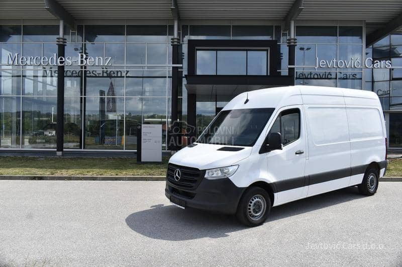 Mercedes Benz Sprinter 311 L2H2