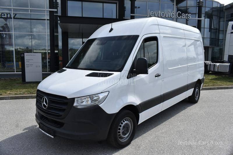 Mercedes Benz Sprinter 311 L2H2