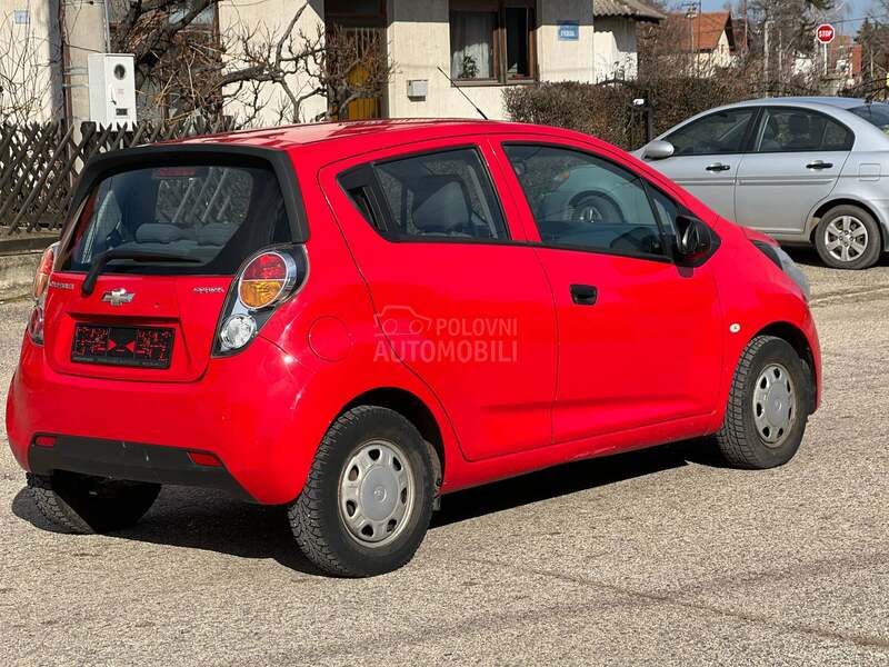 Chevrolet Spark 