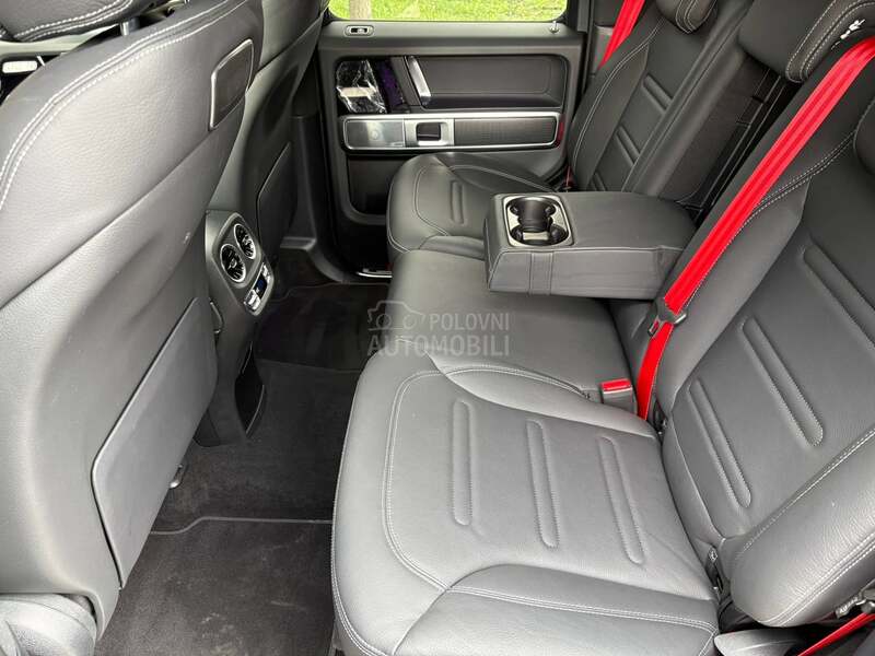 Mercedes Benz G 500 AMG