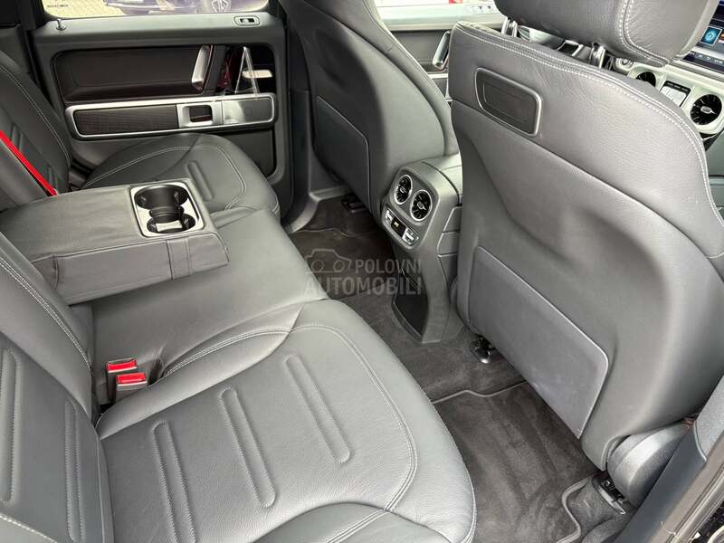 Mercedes Benz G 500 AMG