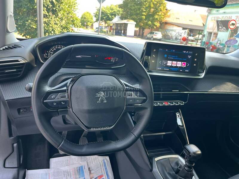 Peugeot 2008 1.2b O.R.G.K.M.