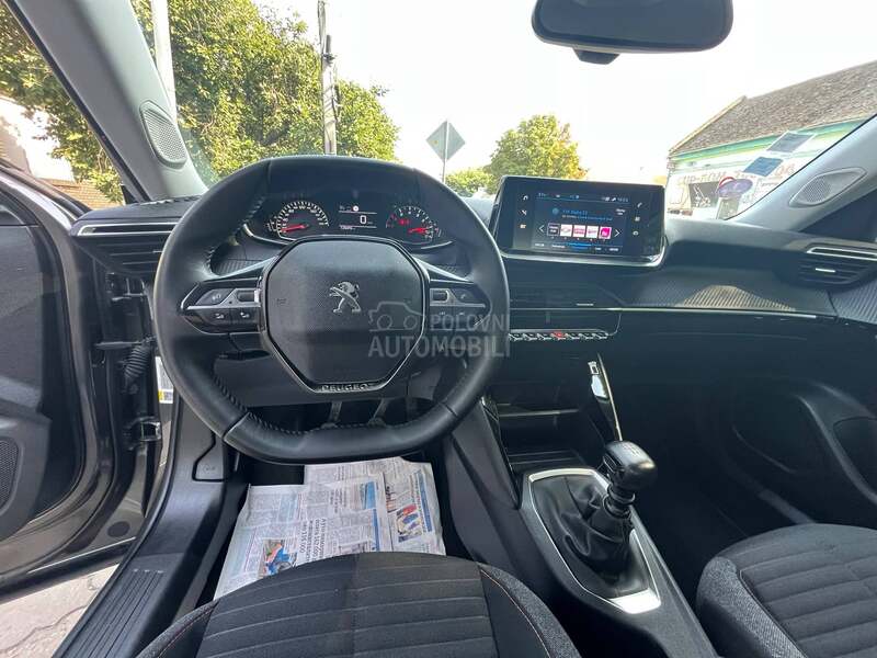 Peugeot 2008 1.2b O.R.G.K.M.