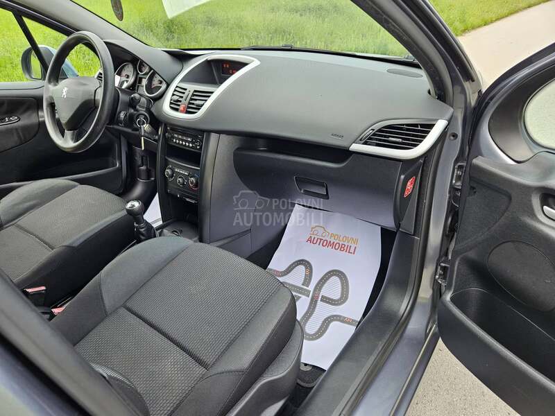 Peugeot 207 8.V U.R.B.A.N