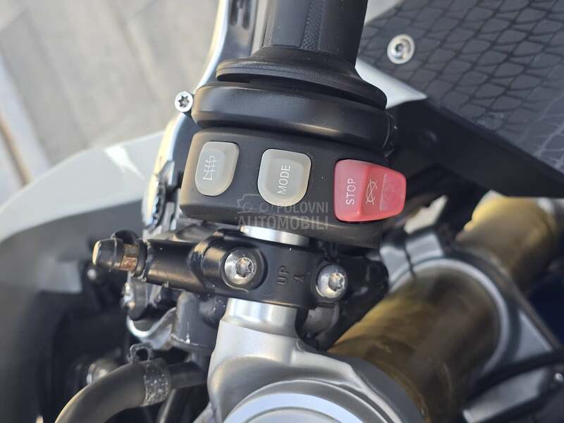 BMW S1000RR