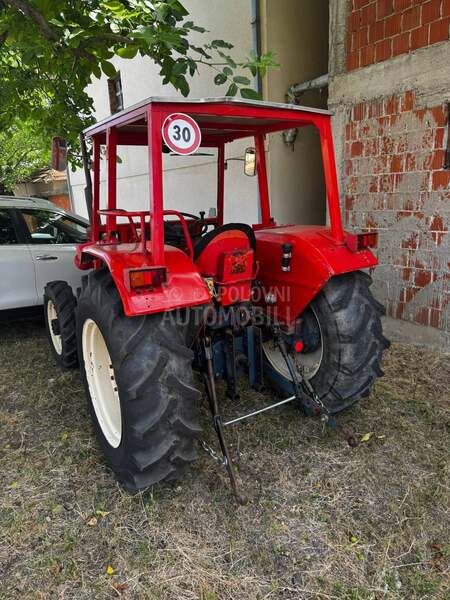 Universal 550DT