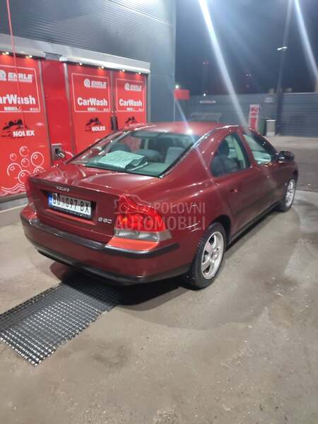 Volvo S60 