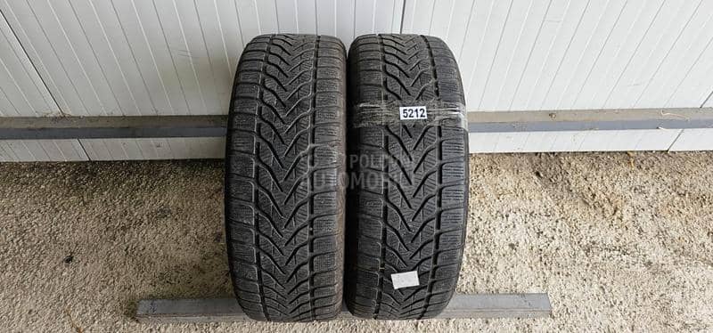 Lassa 215/60 R17 Zimska