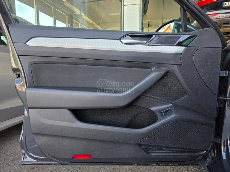 Volkswagen Passat B8 1.6 TDI DSG