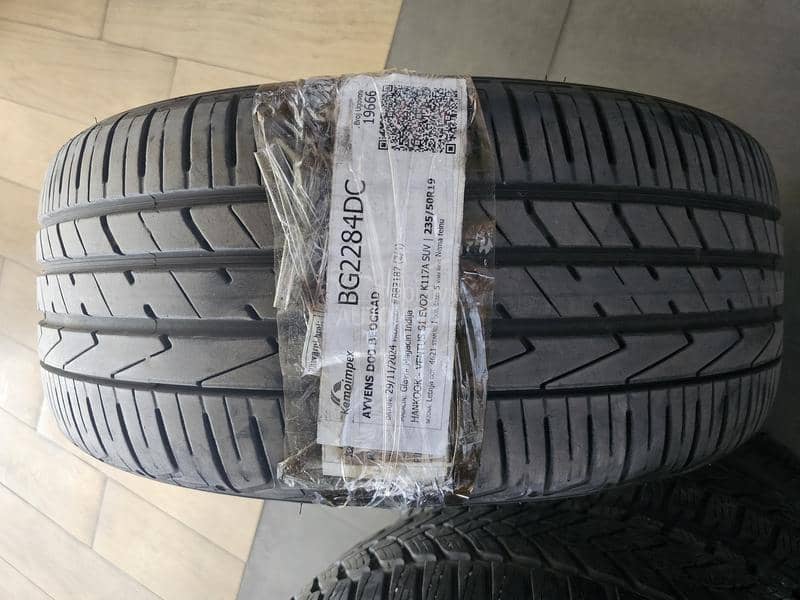 Hankook 235/50 R19 Letnja