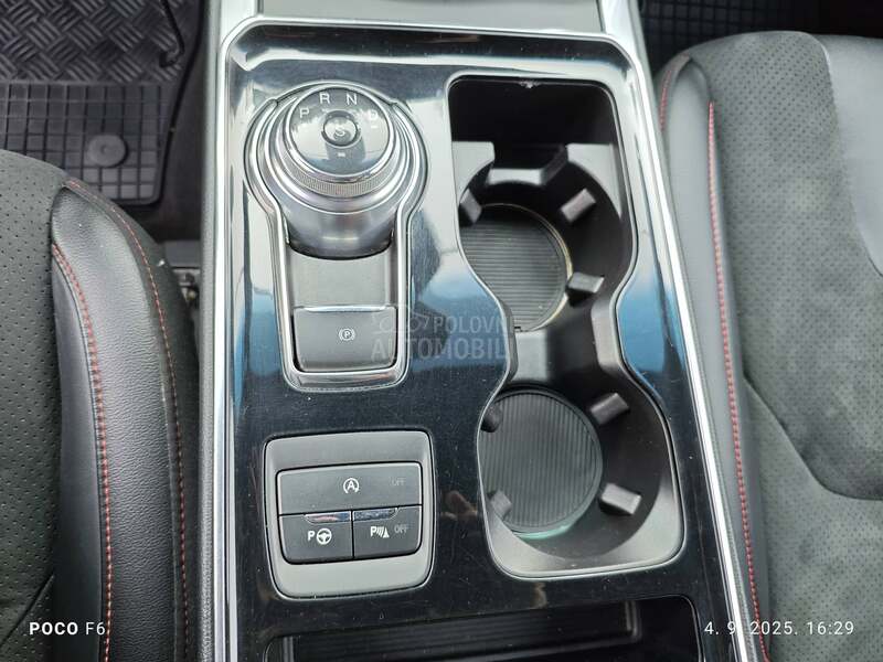 Ford Edge ST Line