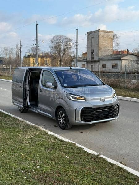 Toyota Proace City Verso 