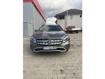 Mercedes Benz GLA 180 