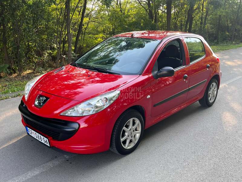 Peugeot 206 plus 5.5.0.0.0.k.m.