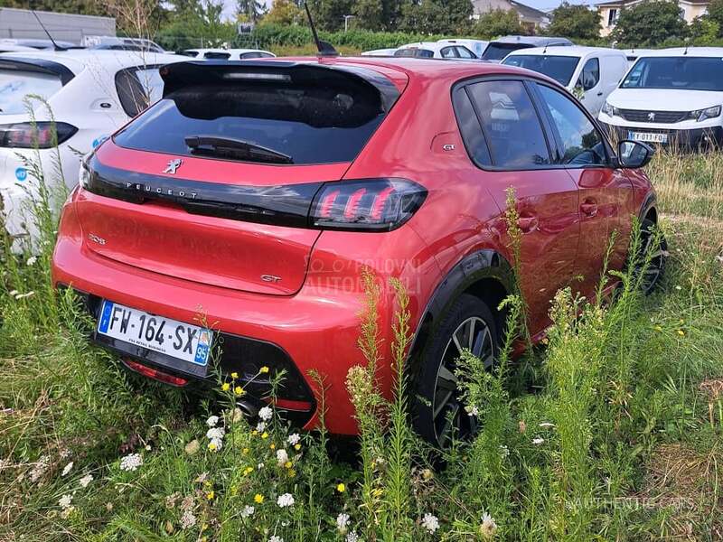 Peugeot 208 GT/ u dolasku