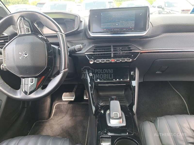 Peugeot 208 GT/ u dolasku