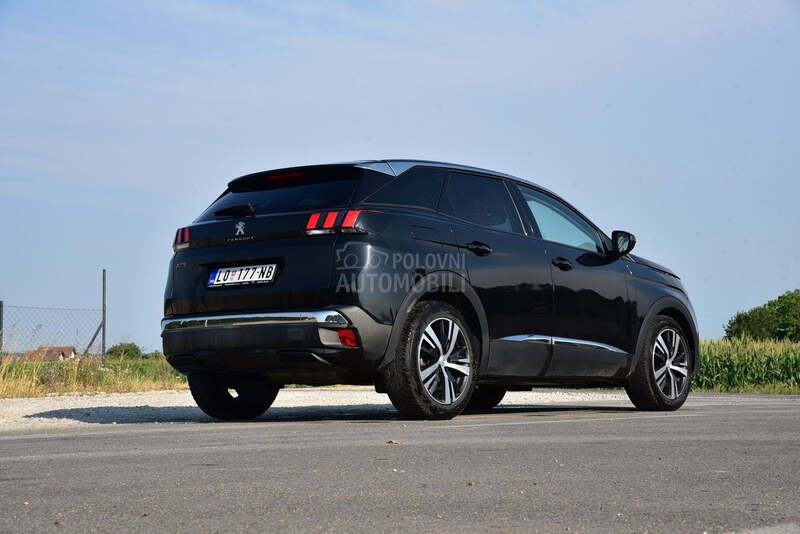 Peugeot 3008 1.2 allure plus