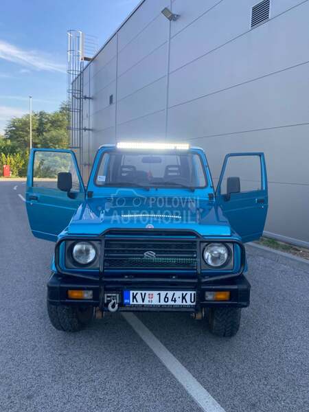 Suzuki SJ Samurai 