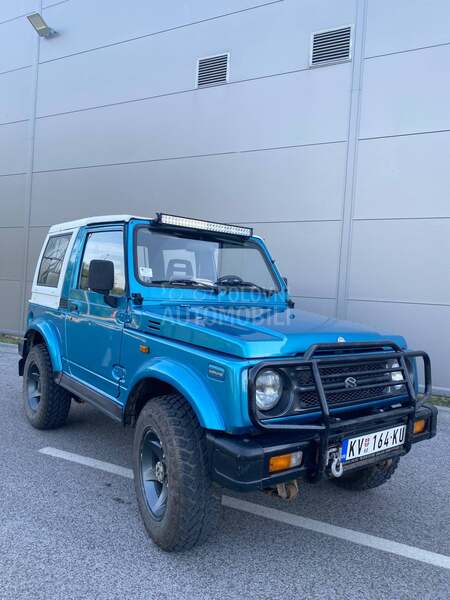 Suzuki SJ Samurai 