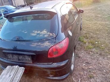 Spojler zadnji 206 za Peugeot 206